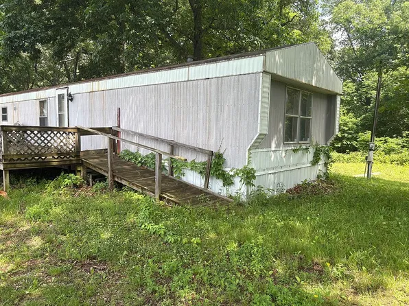 929 N Sandhill Rd, Covington, IN 47932