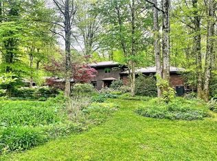 1760 Pulaski Mercer Rd, Mercer, PA 16137