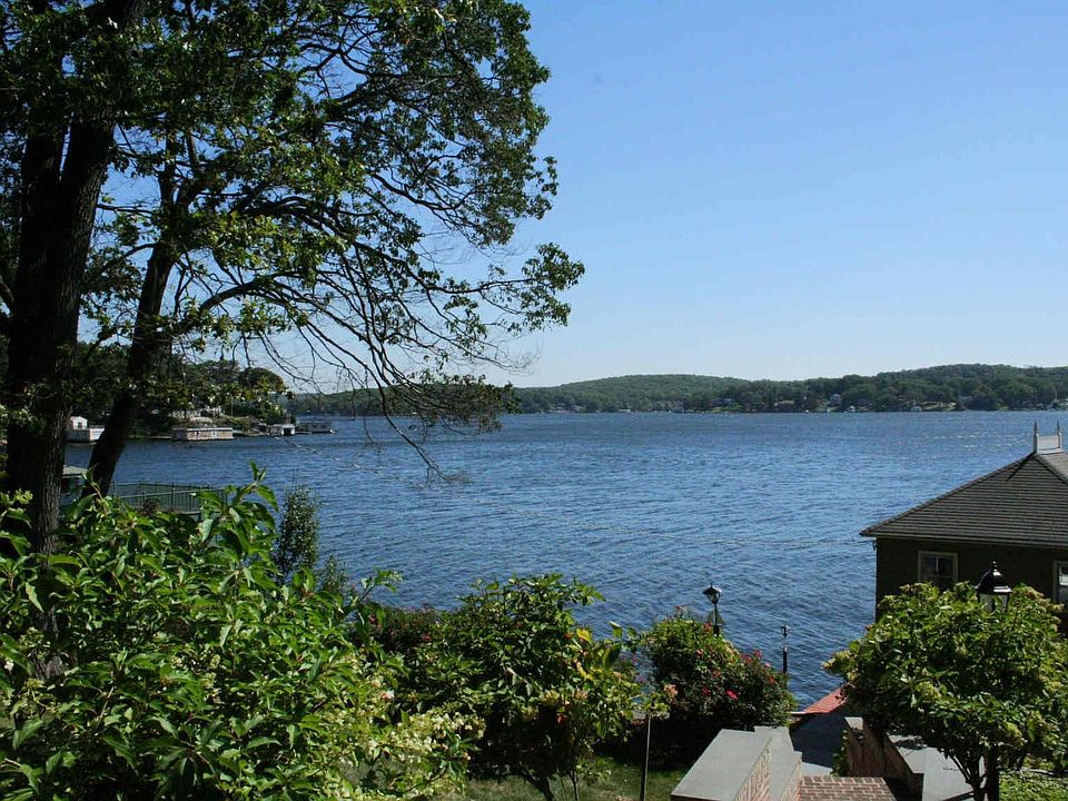 261 Lakeside Blvd, Hopatcong, NJ 07843 Zillow