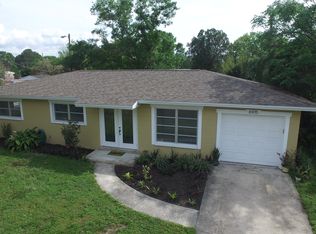 6915 Limestone Ln, Tampa, FL 33619