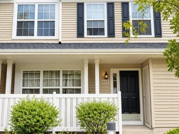 233 Brookfield Dr, Jackson, NJ 08527