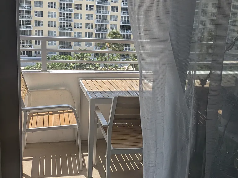 5555 Collins Ave #8W — Photo 10