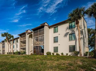 1871 Pine Ridge Way W APT H1, Palm Harbor, FL 34684