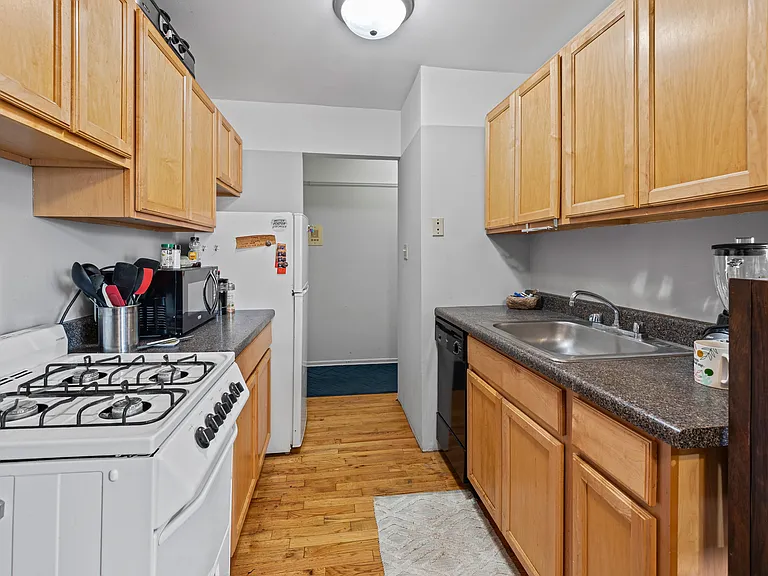 6122 N Winthrop Ave #400 — Photo 13