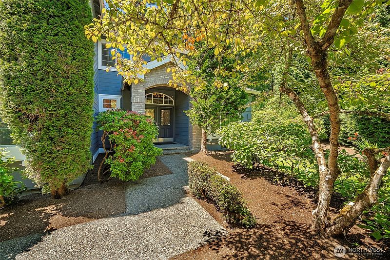 2nd image of 20700 76th Avenue SE