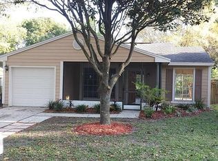 2718 Kavalier Dr, Palm Harbor, FL 34684