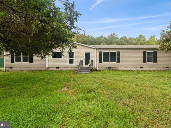 8708 Berkeley Farms Ln, Partlow, VA 22534
