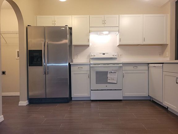 4th image of 764 Adler Dr