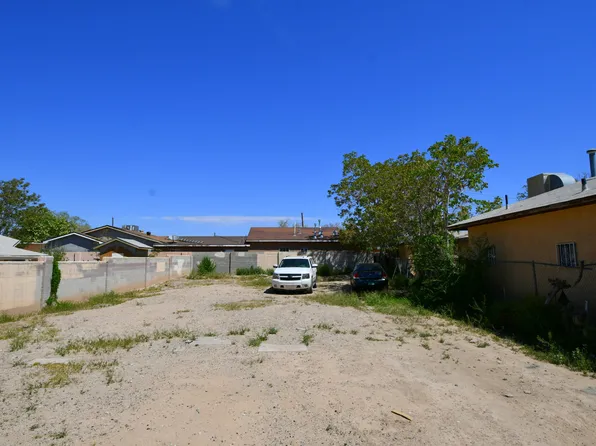 229 Kathryn Ave SE, Albuquerque, NM 87102