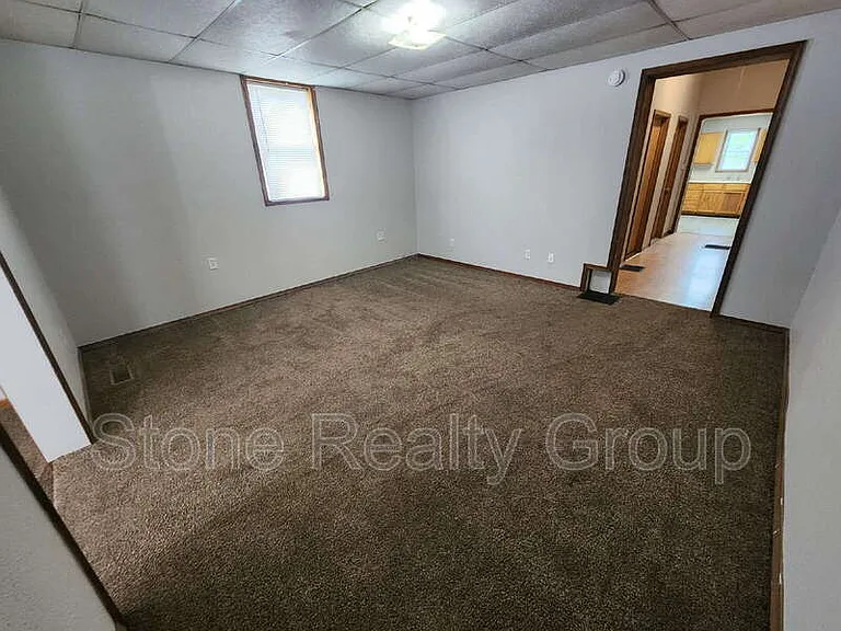 1416 8th Ave — Photo 3