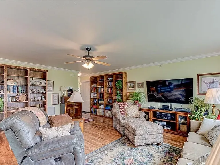 3112 Holmberg Dr #A — Photo 5
