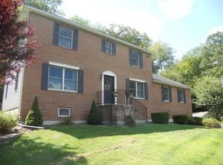 121 Nightingale Rd, Blairstown, NJ 07825