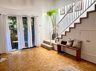 2453 Chelsea Pl #3, Santa Monica, CA 90404