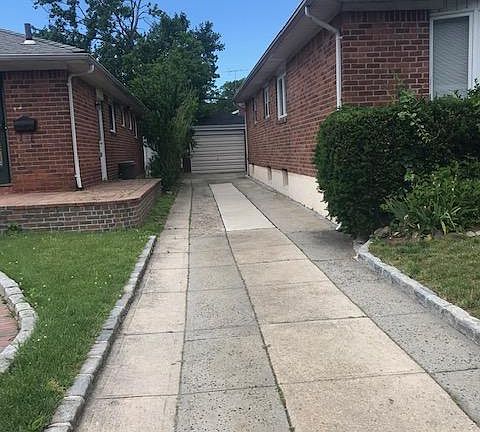 2nd image of 22407 77th Ave