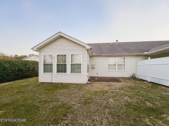 4th image of 5720 Reece Way