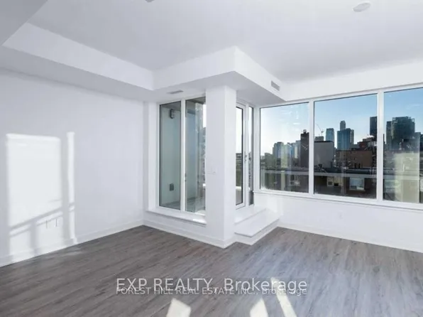 1 Cardiff Rd, Toronto, ON