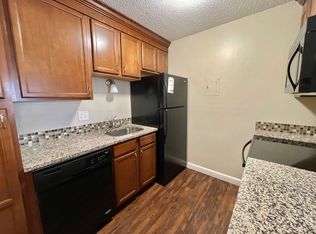 6216 Slater St #62168, Mission, KS 66202