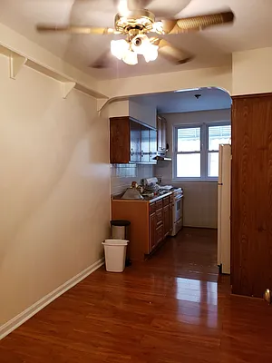 Rented by Aidonis Realty | media 1