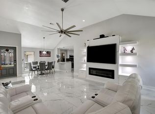 16806 Carbridge Dr, Houston, TX 77084