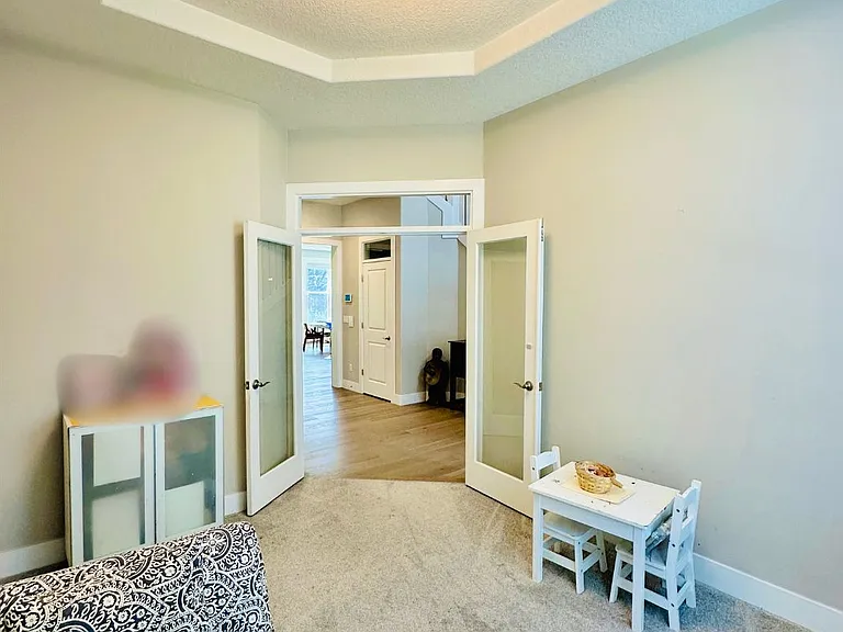 7815 NW 166th Ave — Photo 42