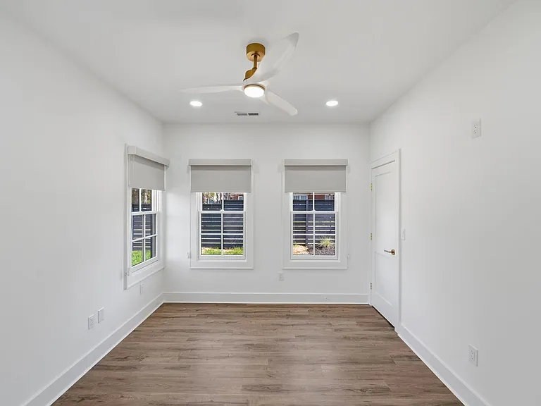 1840 Merriman Ave — Photo 45