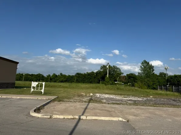 13743 S Highway 75, Glenpool, OK 74033