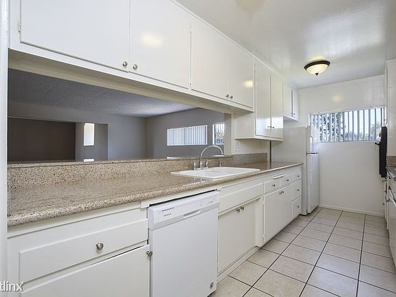 005-photo-kitchen-7907352