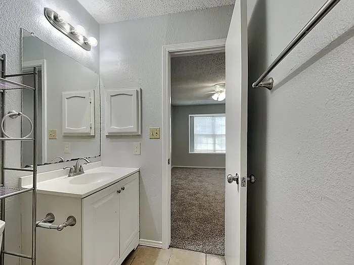 1106 Highmont Pl — Photo 12