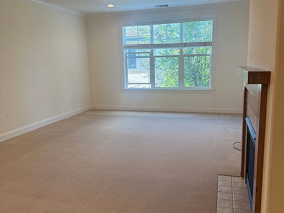 3rd image of 2881 Meridian Ave Unit 208