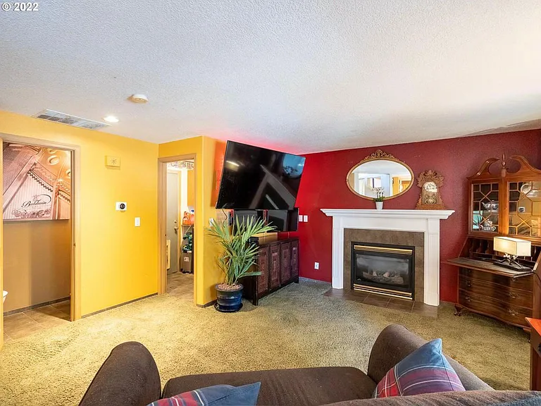 17014 SE 5th St — Photo 16