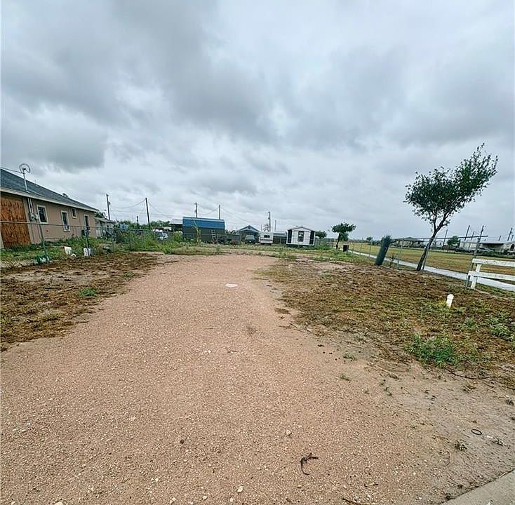1st image of 4610 Destiny Ave