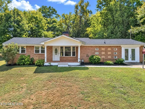 229 Delay St, Athens, TN 37303
