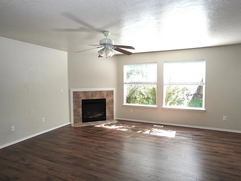 2934 NW 11th Ave — Photo 8