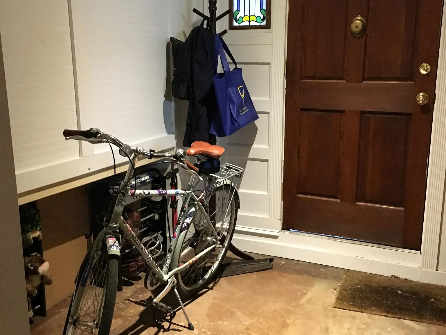 1 bed, 950 sqft, $1,300 — Photo 3