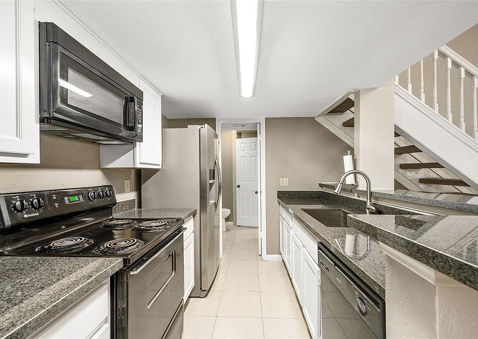 1st image of 2300 Old Spanish Trl APT 2010
