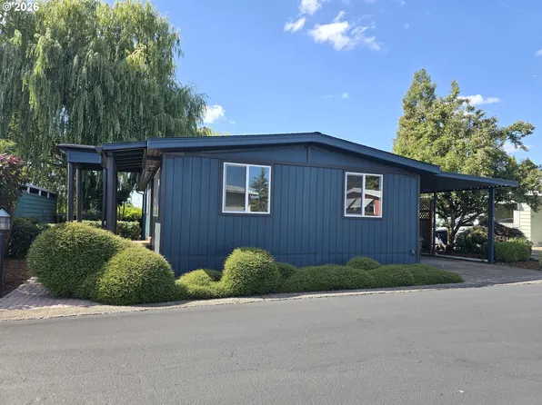 1800 Lakewood Ct Space 107, Eugene, OR 97402