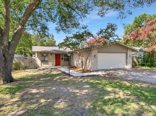 825 Vinecrest Ln, Richardson, TX 75080