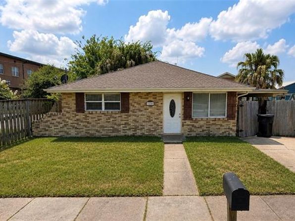3220 Corinne Dr
