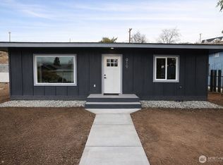 Stillwells, Chelan, WA 98816