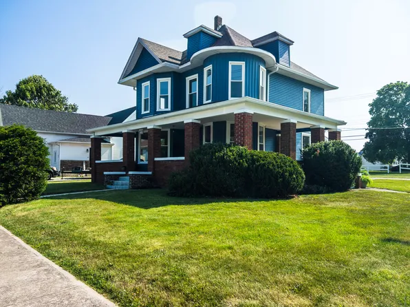 305 N East St, Tipton, IN 46072