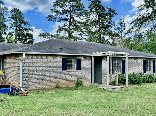 506 N Pine St, Woodville, TX 75979
