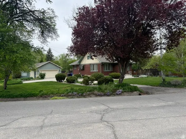 2181 E Arbor Ln, Holladay, UT 84117