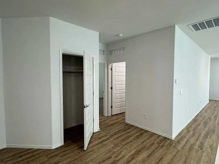 10004 N Guayacan Trl — Photo 17