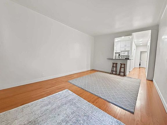4th image of 121 E 88th St APT 5B