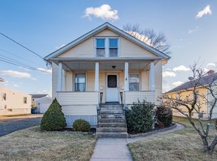 48 Hillside Ave FLOOR 1, Plainville, CT 06062