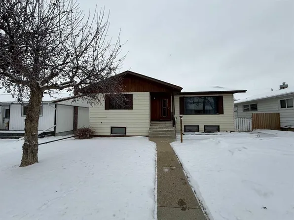 5112 S 55th Ave, Ponoka, AB T4J 1G8