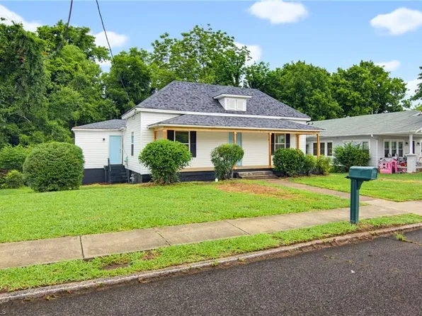 527 Denny St, High Point, NC 27262