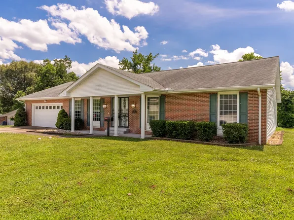1817 State St, Eldorado, IL 62930