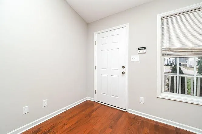 5117 Parkerwood Dr — Photo 5
