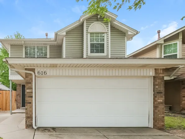 616 Stoneridge Dr, Moore, OK 73160